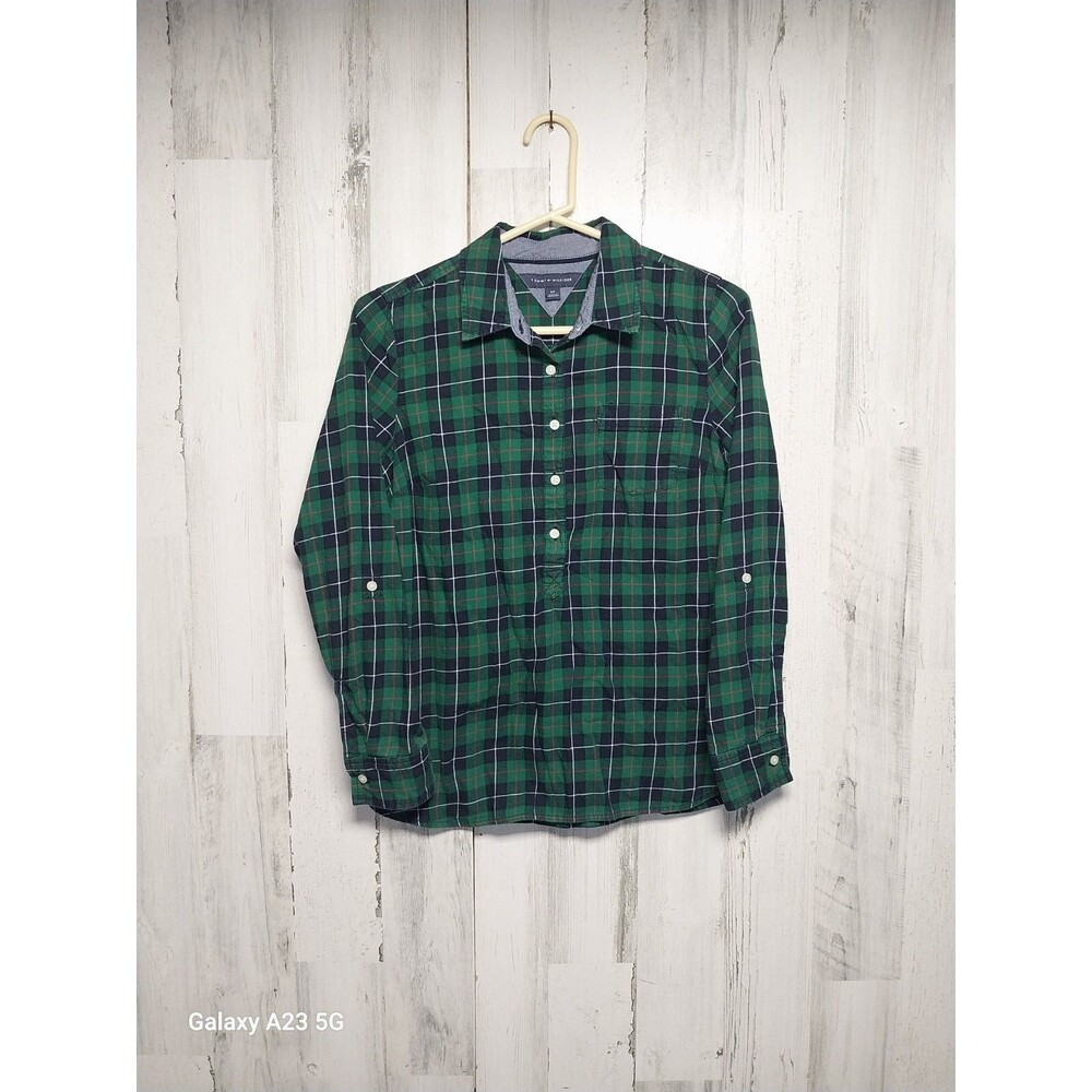 Tommy Hilfiger Flannel Shirt Women Small Pullover 1/2 Button Green Plaid